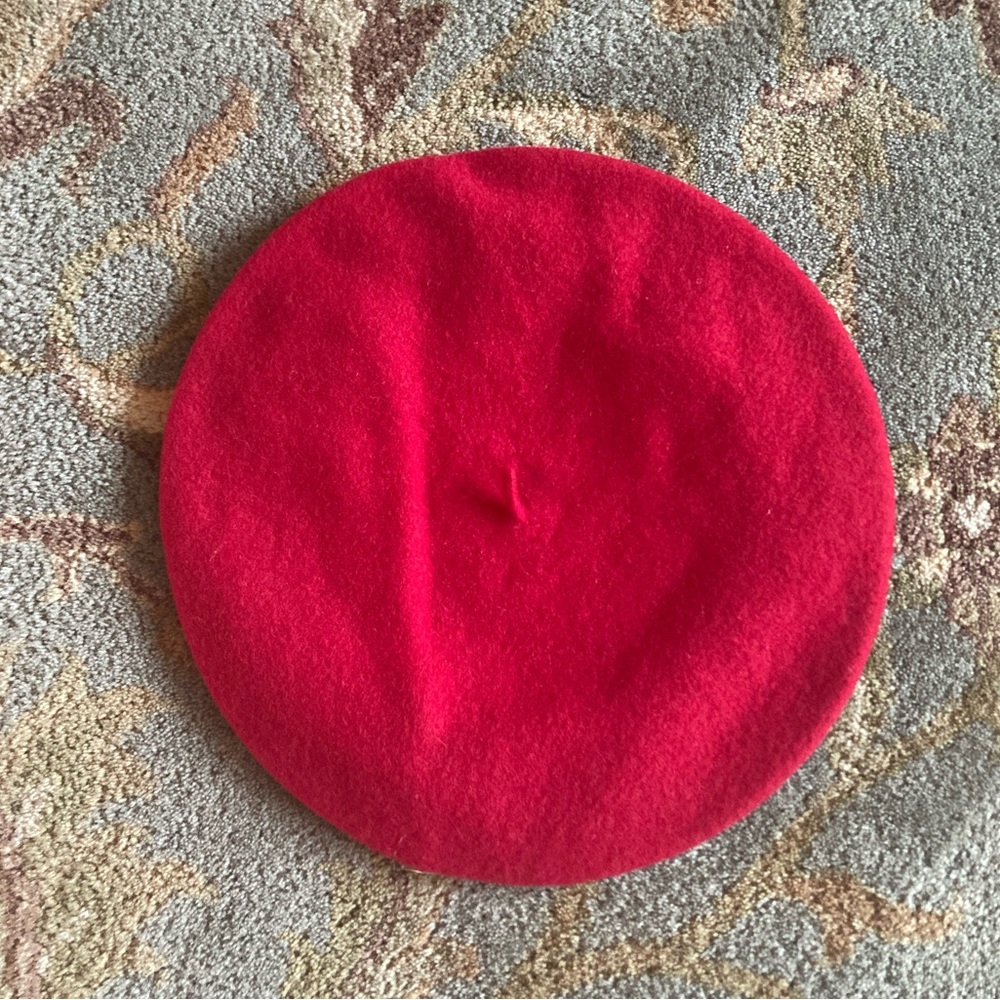 Raspberry Beret—100% Wool, Made in Canada
